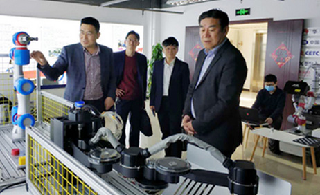 合肥职业技术学院邵一江校长一行莅临中科深谷考察调研